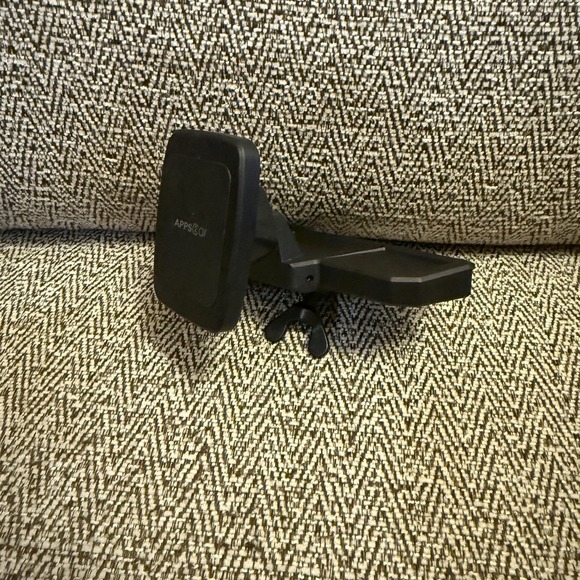 Apps 2 Car CD Slot Magnetic Car Mount Holder for Cell Phones Rectangular Head - Picture 6 of 6